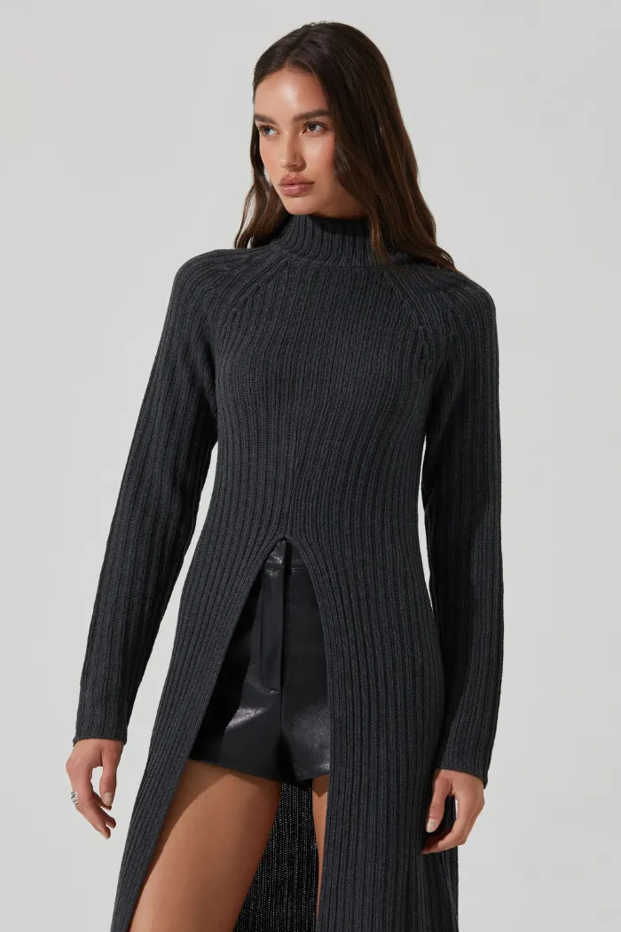 Estilo Mock Neck Slit Sweater