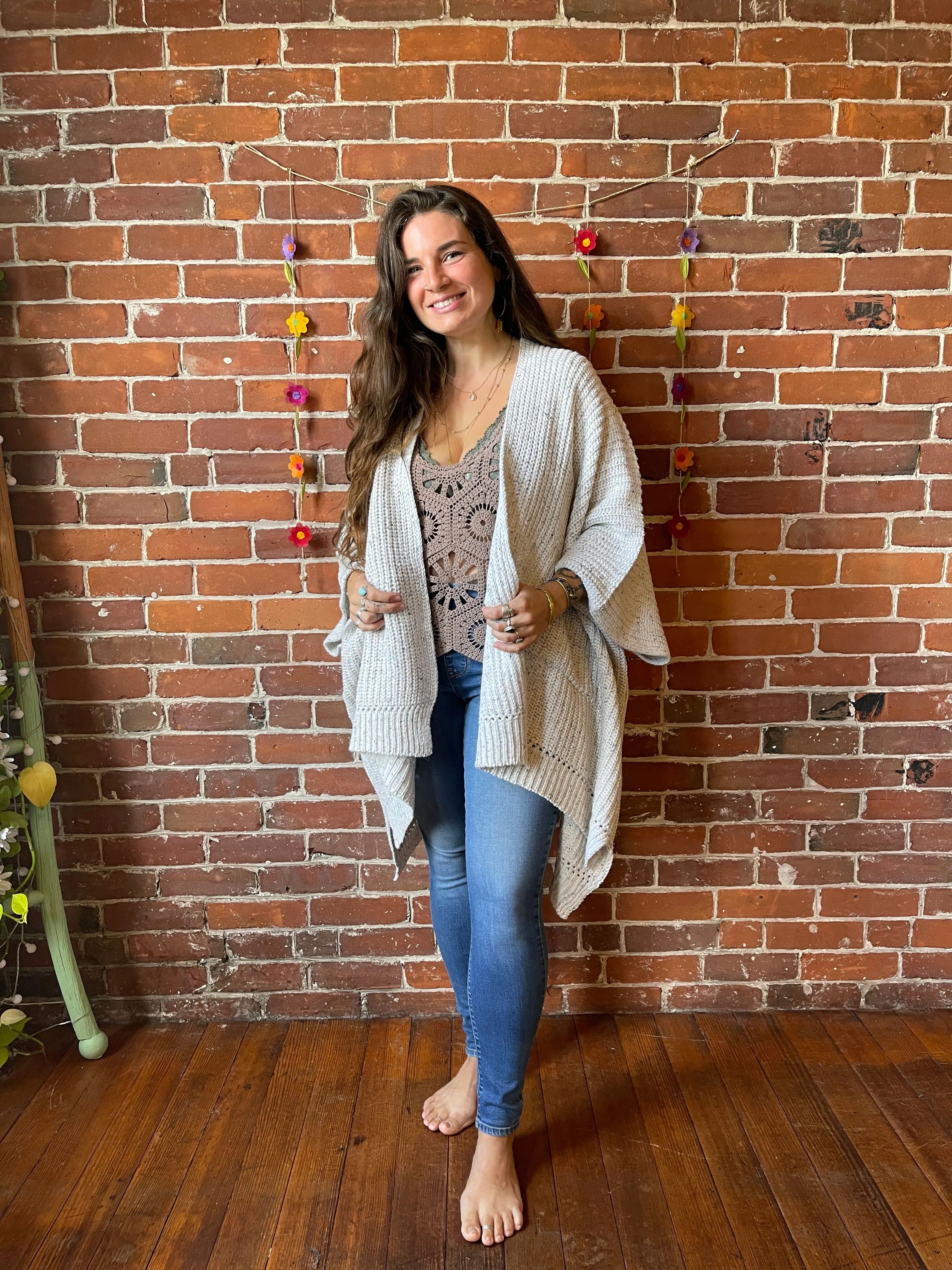 Oatmeal Cream Chunky Knit Soft Poncho With Pockets