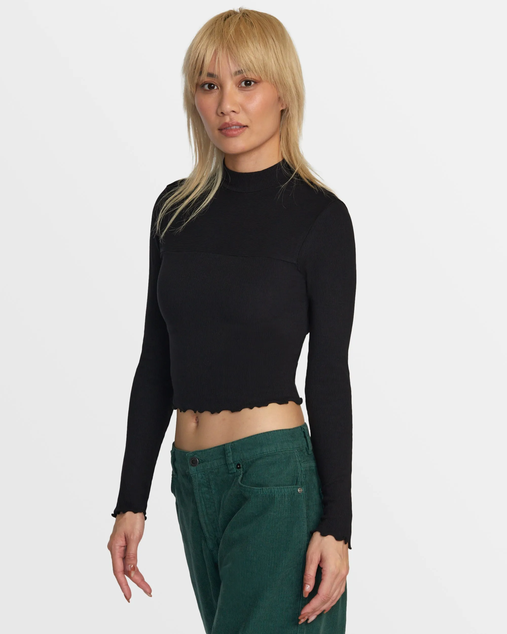 Saved Long Sleeve Long Sleeve Crop Top - Black